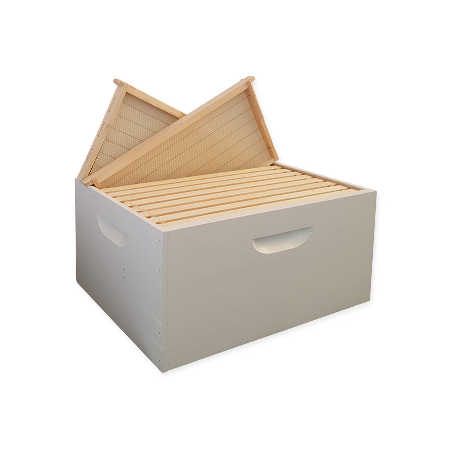 10F F/Depth Premium Finger Joint Box - Assembled Hot Wax Dipped & Painted plus 10 SS 6-Wire Waxed Frames